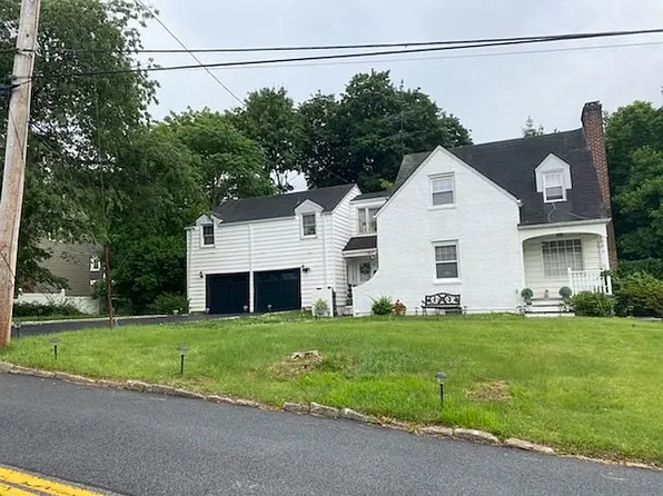 161 Alexander Ave, Hartsdale, NY 10530