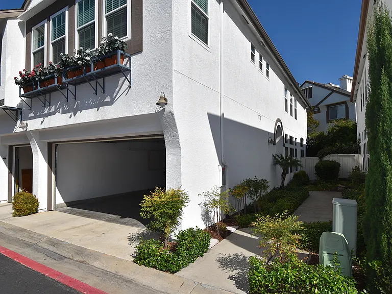 11904 Cypress Canyon Rd #3-1-1 — Photo 11
