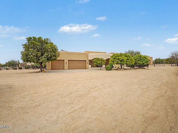 3rd image of 49904 N 21ST Drive