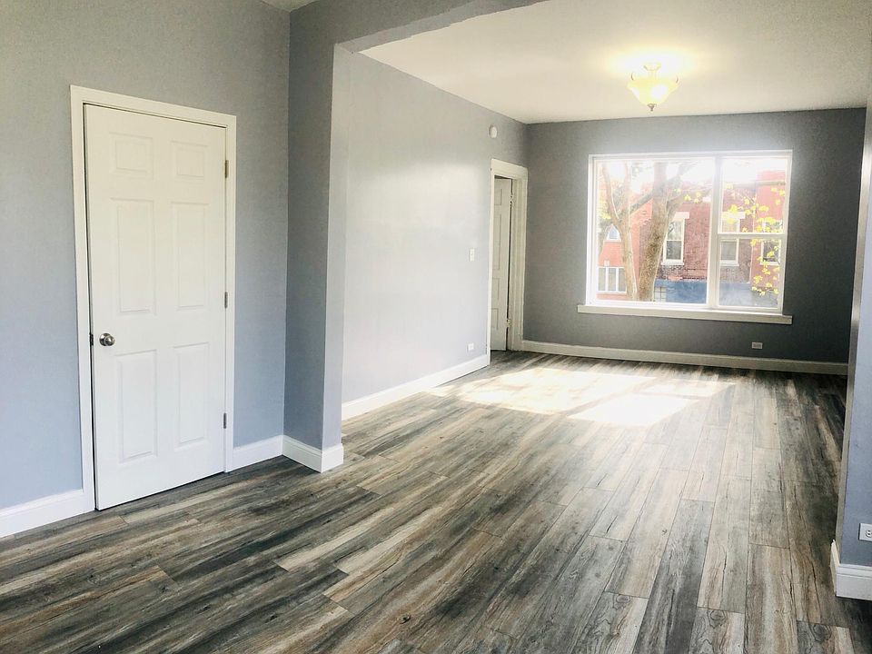 1st image of 3658 S Hoyne Ave Floor 2
