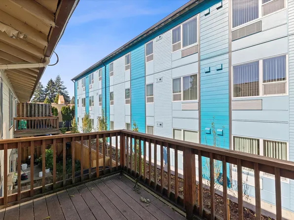 Bush Street, 11111-11151 SE Bush St #11111, Portland, OR 97266