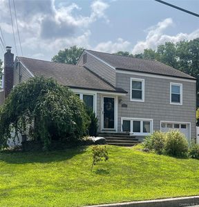 14 Bruce Lane S, Kings Park, NY, 11754