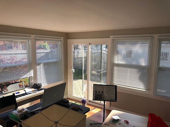 5th image of 5221 N Diversey Blvd