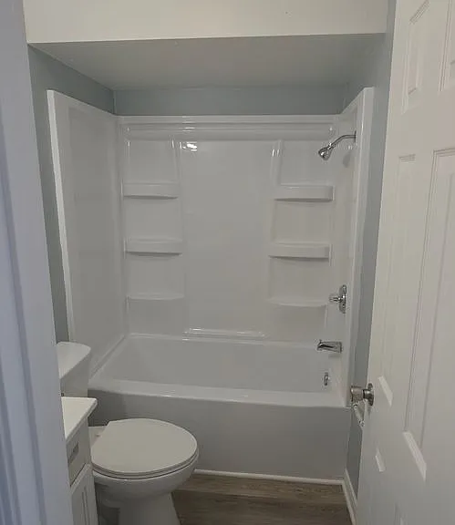 305 E John St #2 — Photo 6