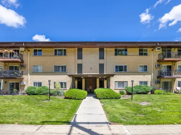 1206 E Fairview St APT 305, Arlington Heights, IL 60005