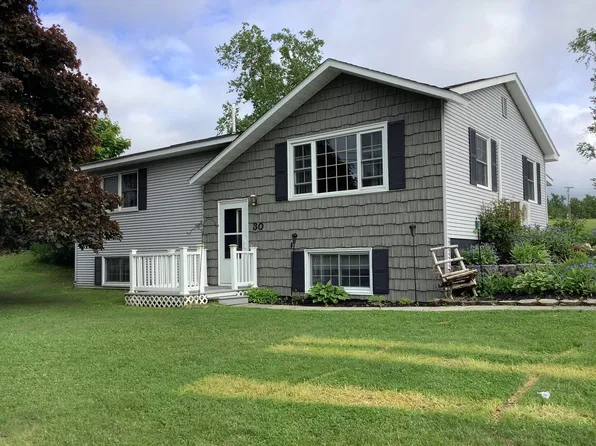 30 University Street, Presque Isle, ME 04769