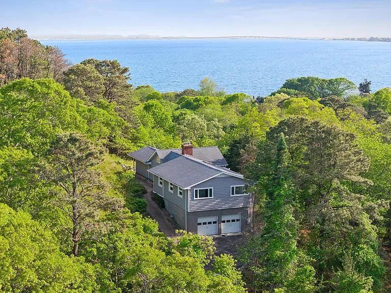 542 Montauk Hwy — Photo 6