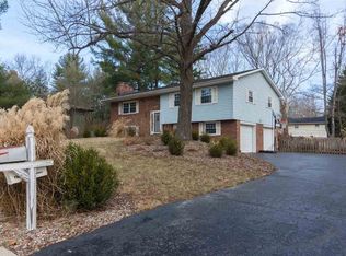 2209 E Wimbleton Ln, Bloomington, IN
