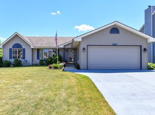 5207 32nd St, Kenosha, WI 53144