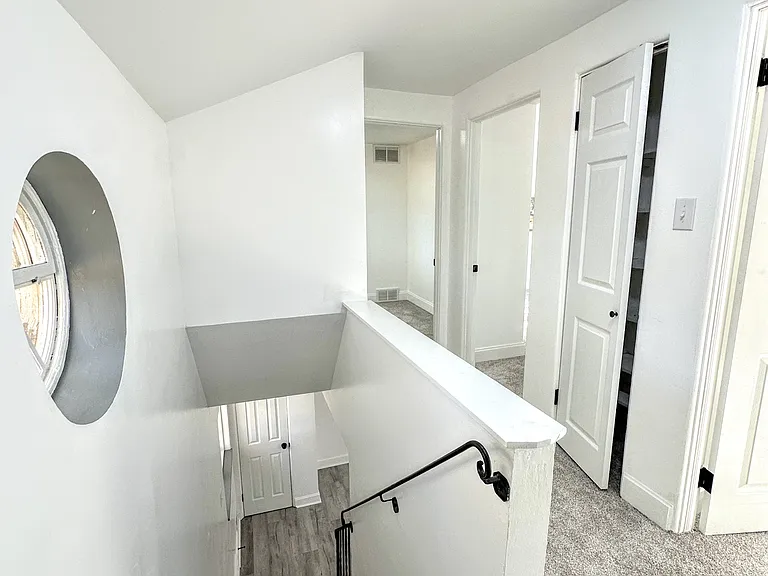 1607 Girard Ave — Photo 23