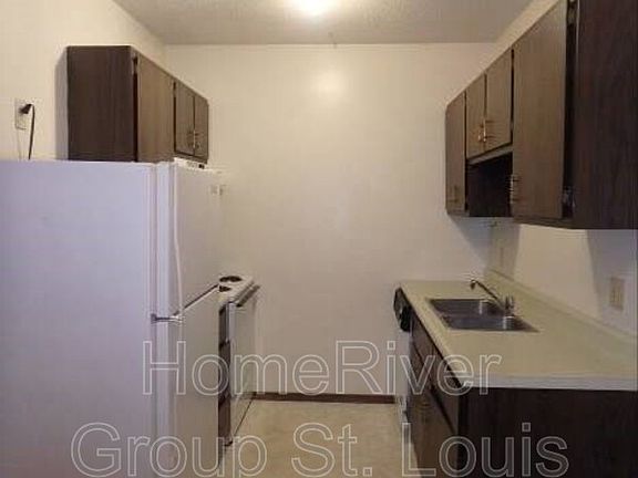 5th image of 108 Sieville Ave APT 106