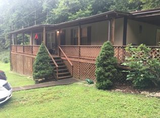 9517 Dotson Hollow Rd, Pound, VA 24279