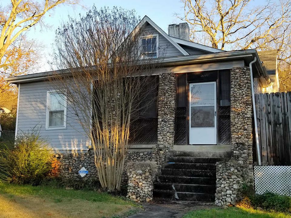 1st image of 3206 14th Ave