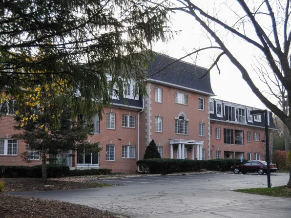 12980 W Bluemound Rd, Elm Grove, WI 53122