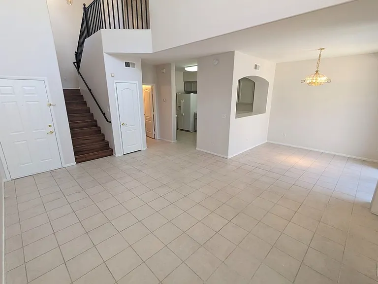 9901 Trailwood Dr #1022 — Photo 4