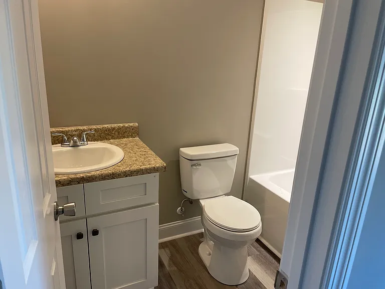 281 Tipton Rd #281 — Photo 3