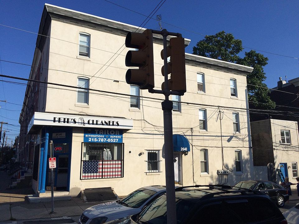 1st image of 2640 Poplar St Floor 2