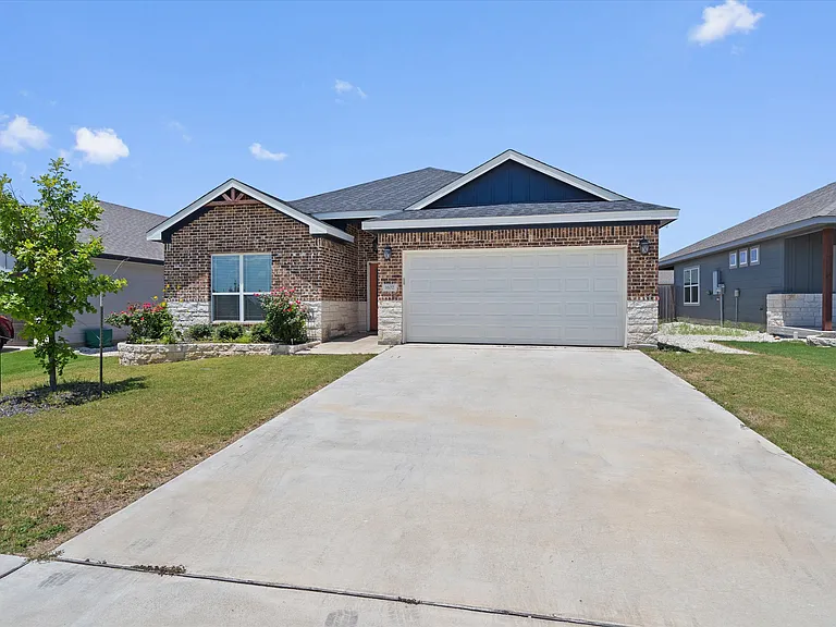 1602 Flatland Trl — Photo 3