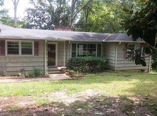 6195 Dodgen Rd SW, Mableton, GA 30126