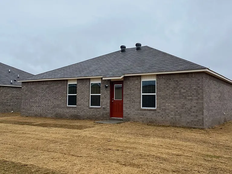 1670 Ryder St — Photo 16