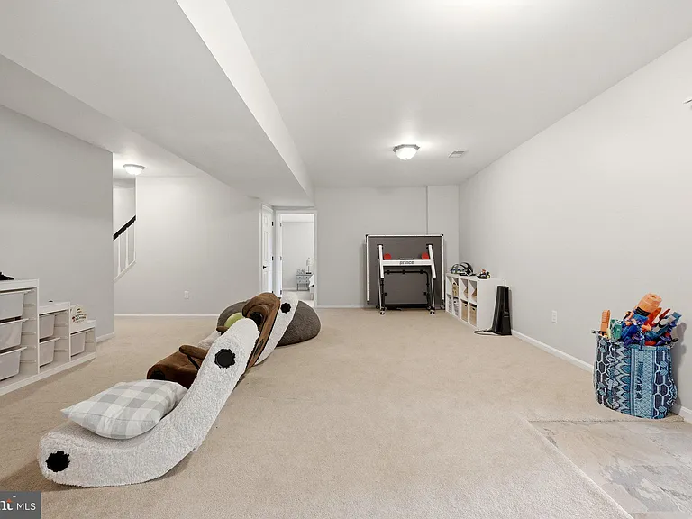 44218 Palladian Ct — Photo 48