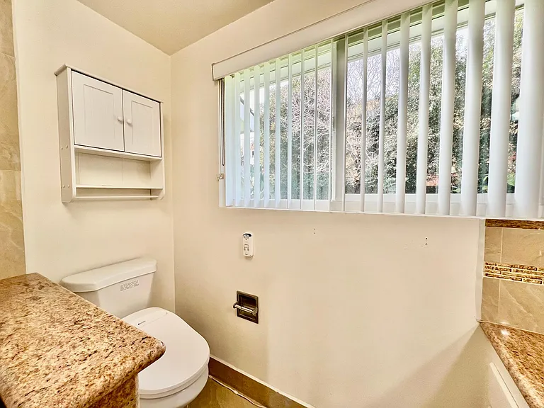 6725 Lennox Ave — Photo 32