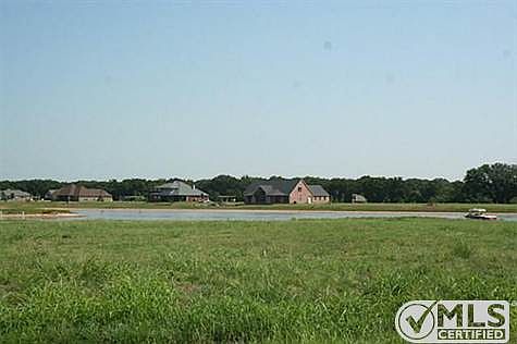 1st image of 3809 Upper Lake Cir