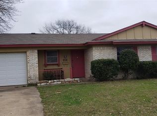 514 Hubbard Dr, Garland, TX 75040
