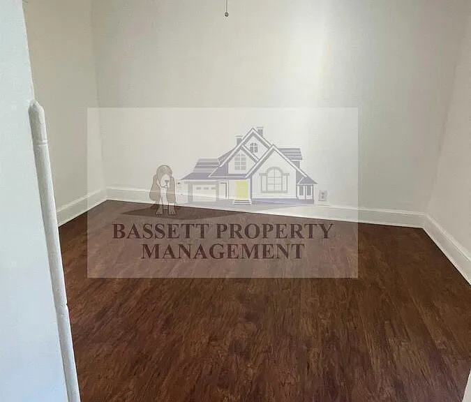109 E Albert St #2 — Photo 14