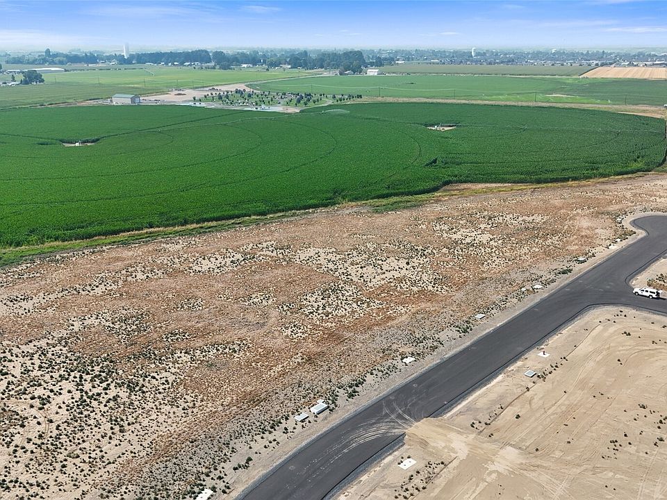 1st image of 205 Legacy Lane