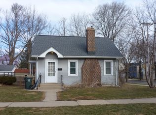 1402 Chandler St, Madison, WI 53711