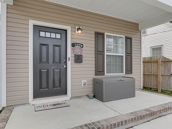 2nd image of 377 Leeland Ave #B