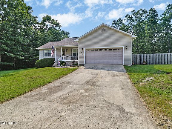 2nd image of 3131 Warpath Dr
