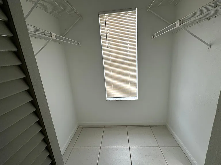 4136 Gulfstream Bay Ct — Photo 10