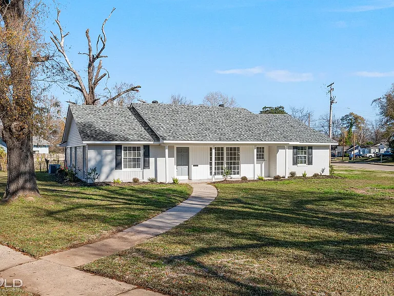 3521 Madison Park Blvd — Photo 4