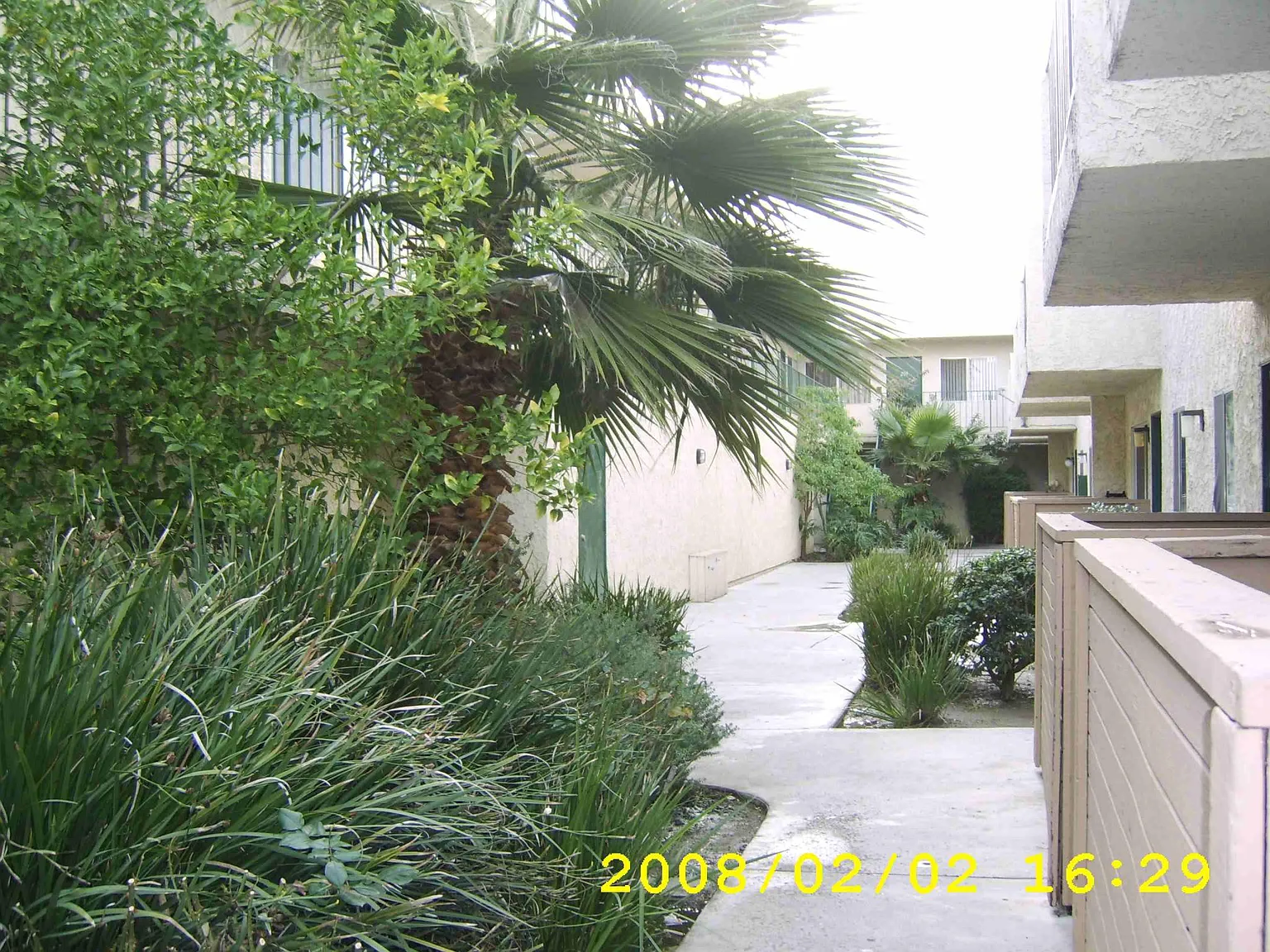 9023 Burnet Ave — Photo 3