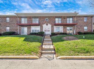 10316 Forest Brook Ln APT C, Saint Louis, MO