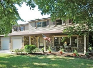 36W604 Hickory Hollow Dr, Dundee, IL