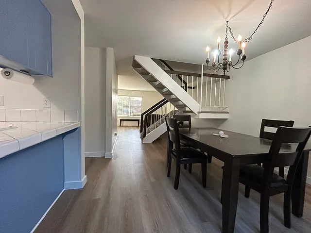 1080 Palmetto Way #E — Photo 5