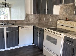 2113 Champions Way #2113, North Lauderdale, FL 33068