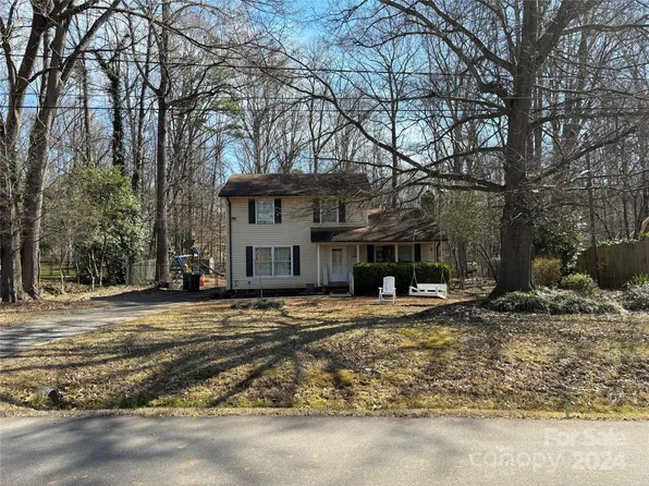 1440 Niagara Cir, Charlotte, NC 28214