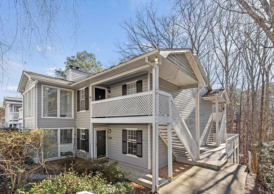 1st image of 1207 Vicksburg Pl
