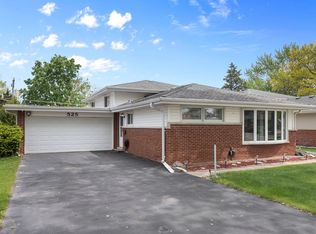 525 Anita St, Des Plaines, IL