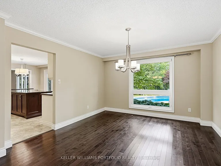 287 Royal Albert Ct — Photo 12