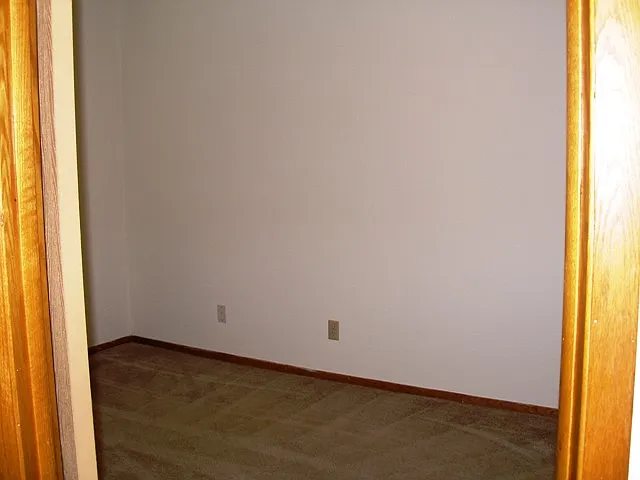 unit 10 bedroom 2_05092017