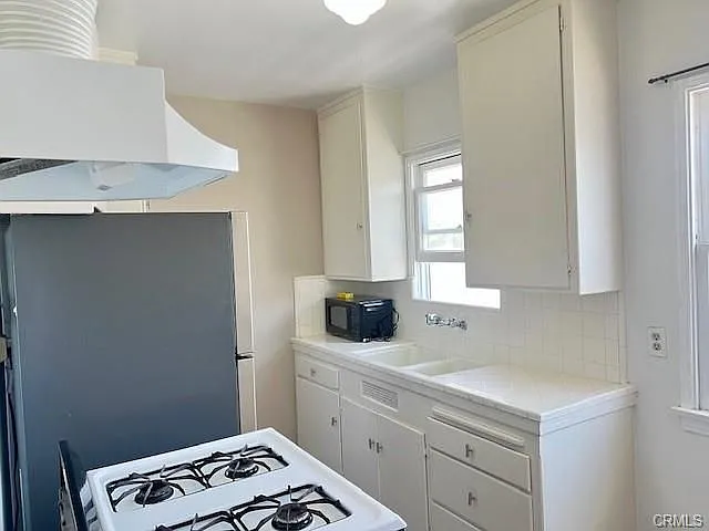 122 Elm Ave #9 — Photo 5