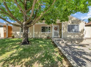 4911 71st St, Sacramento, CA 95820