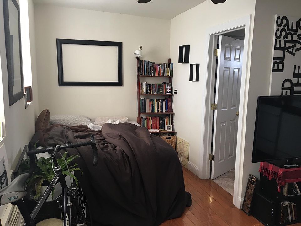 2nd image of 6 S 43rd St APT 03