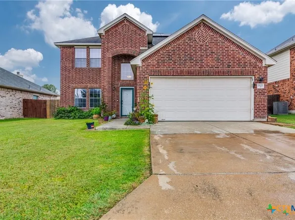 2122 Carlisle Castle Dr, New Braunfels, TX 78130