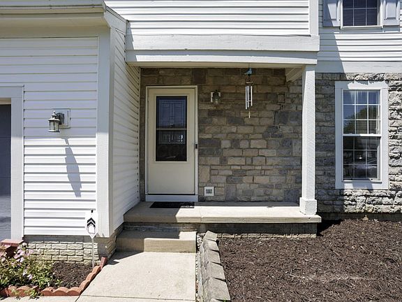 4th image of 7180 Dewfall Dr